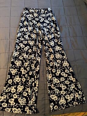 Amazon Wide Leg Floral Pants in Navy and Ivory